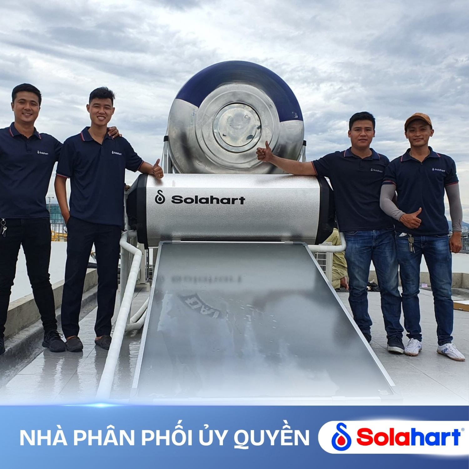 MÁY NƯỚC NÓNG NĂNG LƯỢNG MẶT TRỜI SOLAHART 180L CHỊU ÁP (KHÔNG GỒM KHUNG CHÂN ĐỨNG)